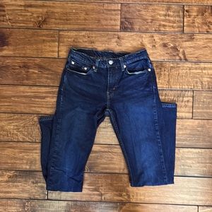Levi’s 511 Men’s dark denim jeans.  Size: 29 waist, 32 length.  Like new.